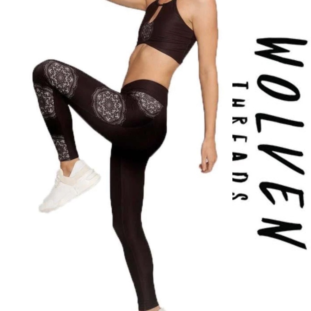 Wolven leggings, NWOT, size S